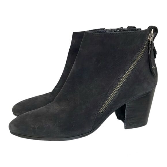 Steve Madden Jaydun Booties Black Nubuck suede Size 7 - Picture 1 of 11